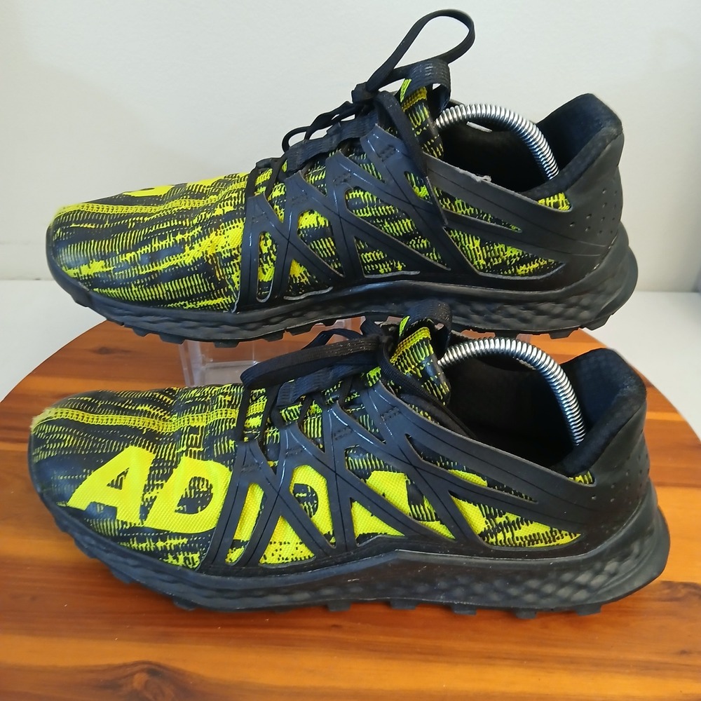 Adidas Vigor Bounce Men 12 Black Yellow Running Shoes Sneakers BB8380
